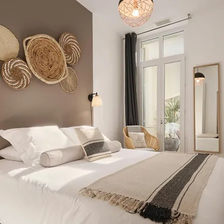 Apartamento Super Central, Spacious, Sunny Large Deck & *